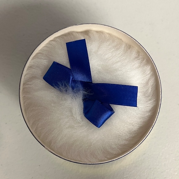 Vintage Avon Casbah Perfumed Dusting Powder 3.5 oz Parfums Creatifs New - Picture 2 of 11